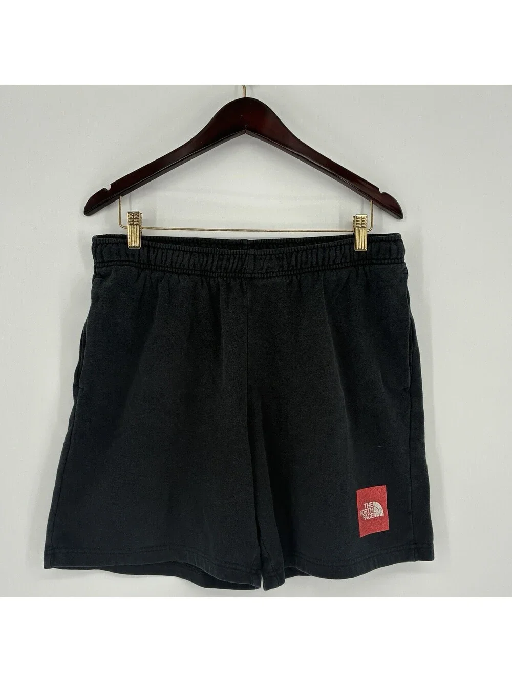 The North Face Men’s Black Sweat Shorts Size L Logo Drawstring Athletic Casual